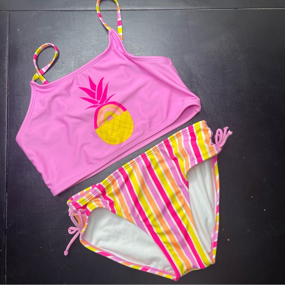 💕Bundle 3 of $20 Kids Pink Pineapple Bikini Set L 10/12